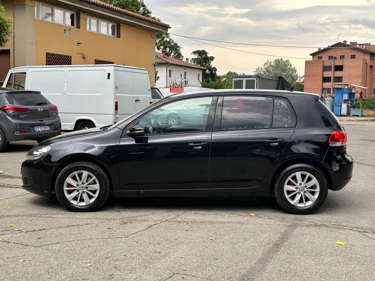 Volkswagen Golf 1.6 TDI DPF 5p. Highline soli 150mila km