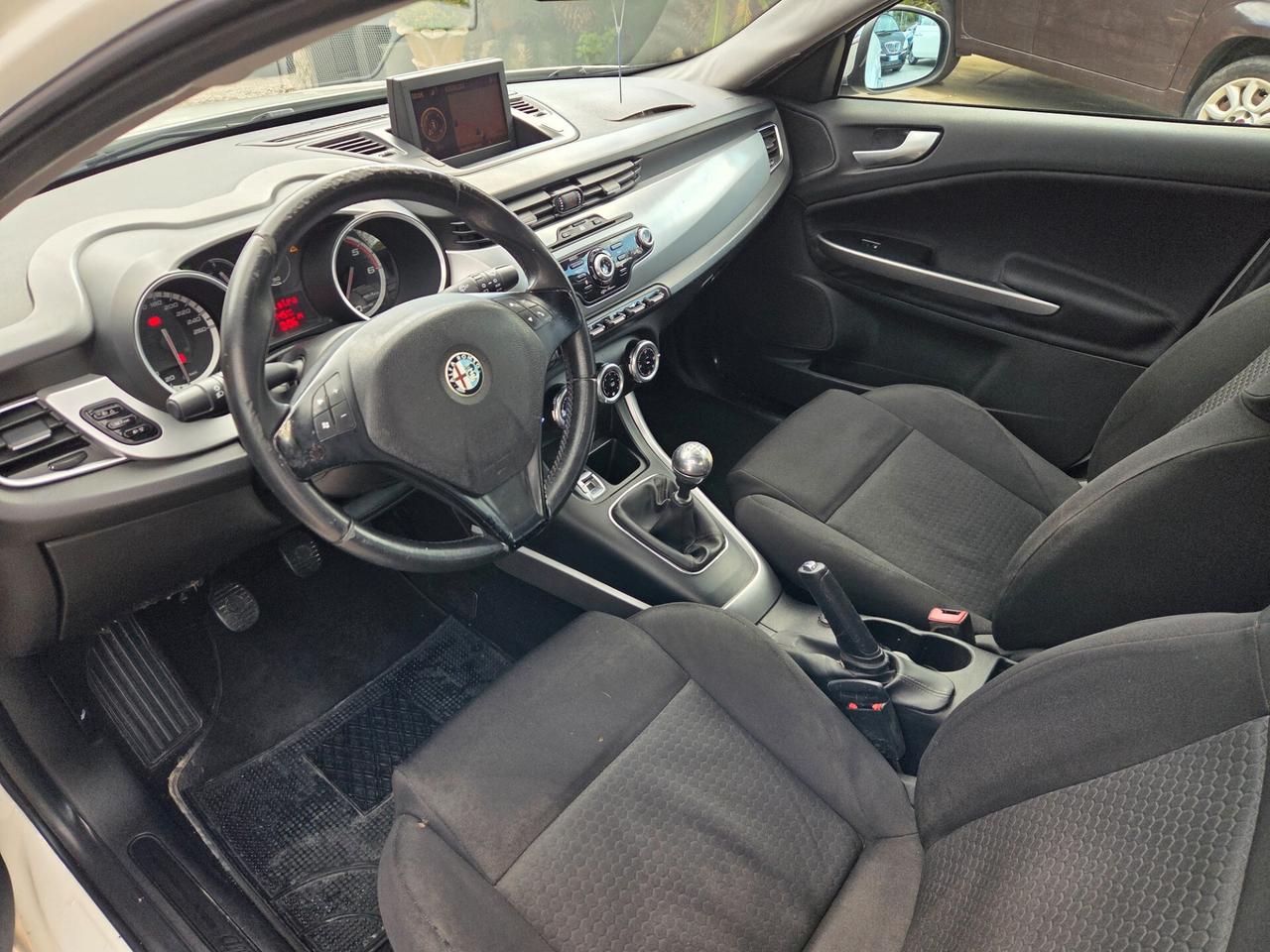 Alfa Romeo Giulietta 1.6 JTDm-2 105 CV - PERFETTA