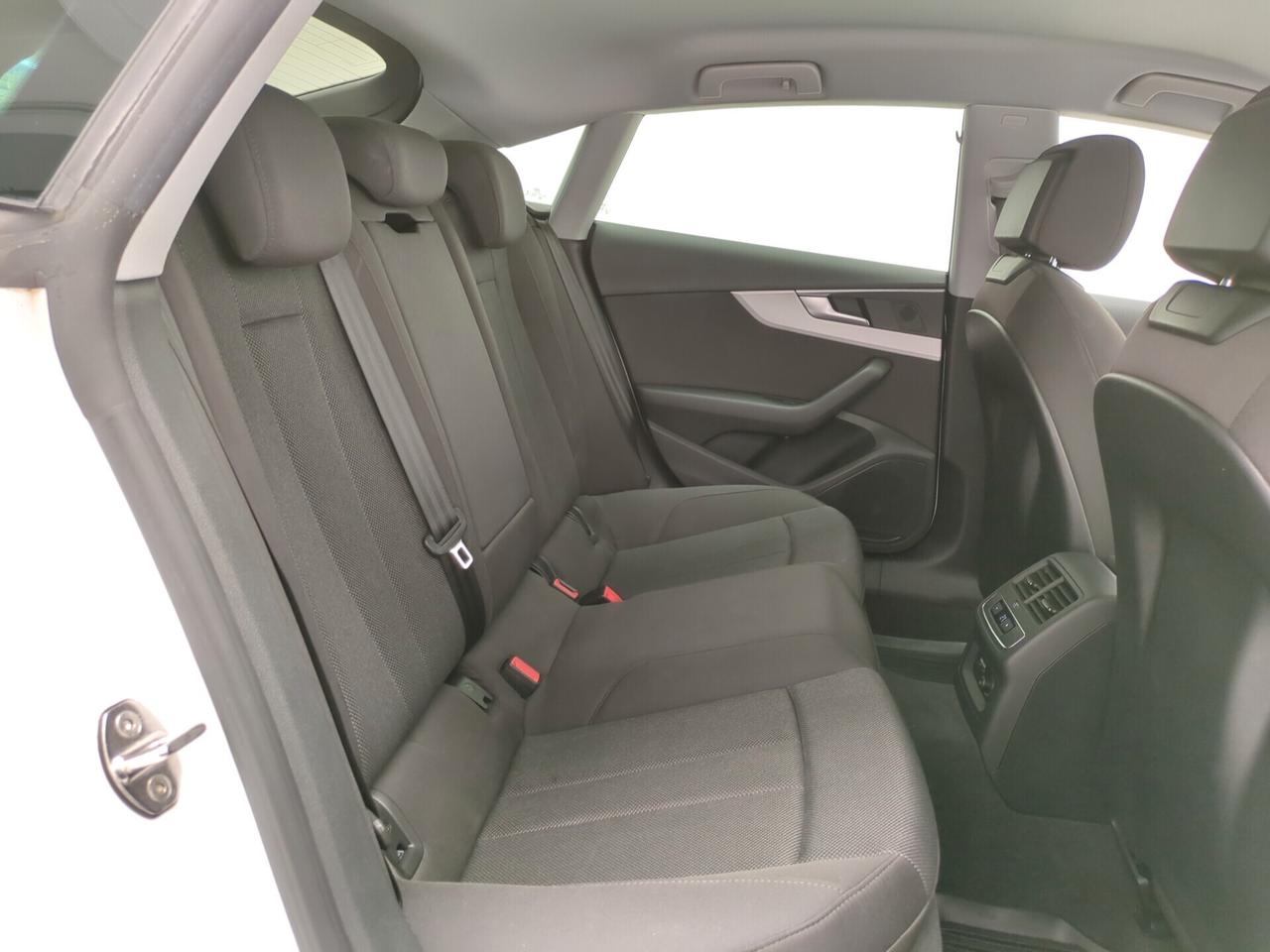 Audi A5 SPB 40 g-tron S tronic Business Advanced