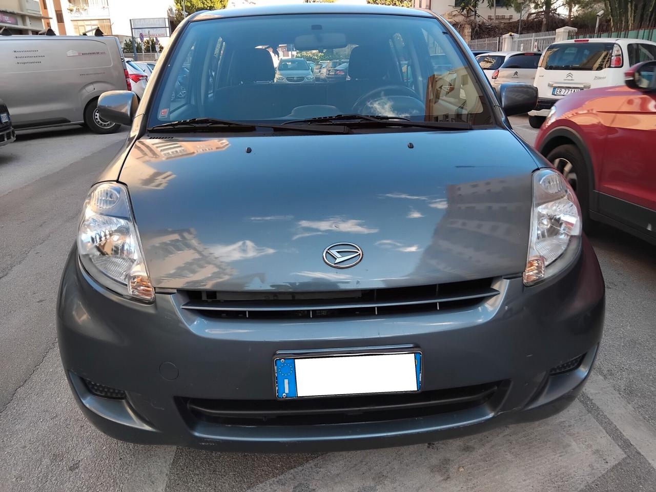 DAIHATSU SIRION 2010 CLIMA RADIO PERFETTA