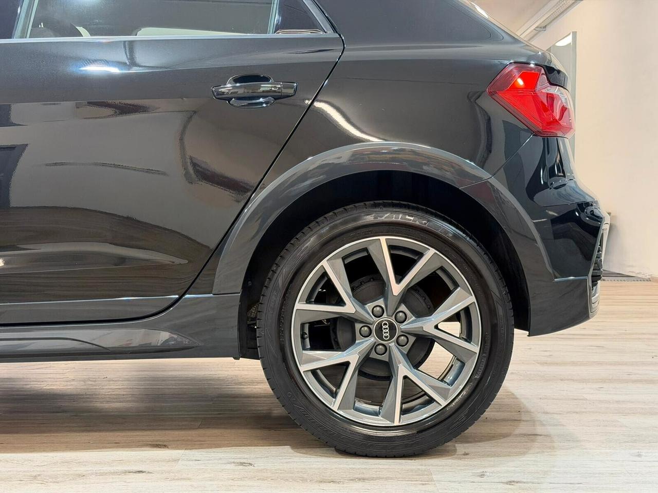 AUDI A1 CITYCARVER 25 1.0tfsi 95cv ADMIRED 2021