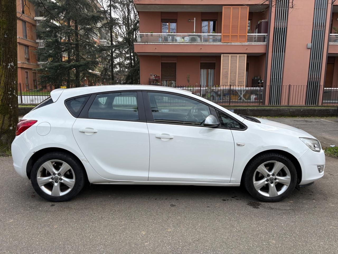 Opel Astra 1.4 Turbo 140CV 5 porte Elective