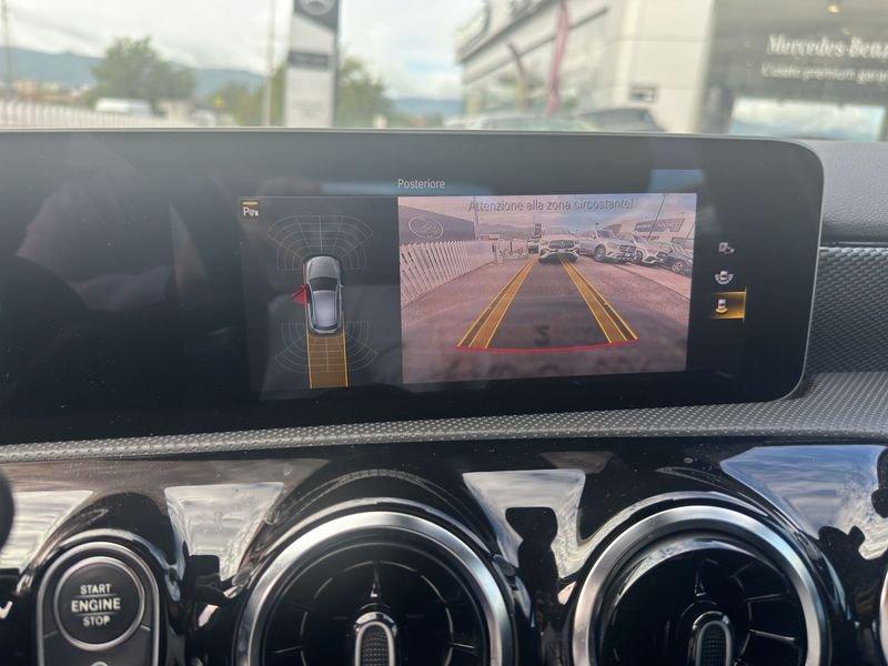 Mercedes-Benz Classe A A 180 d Sport auto