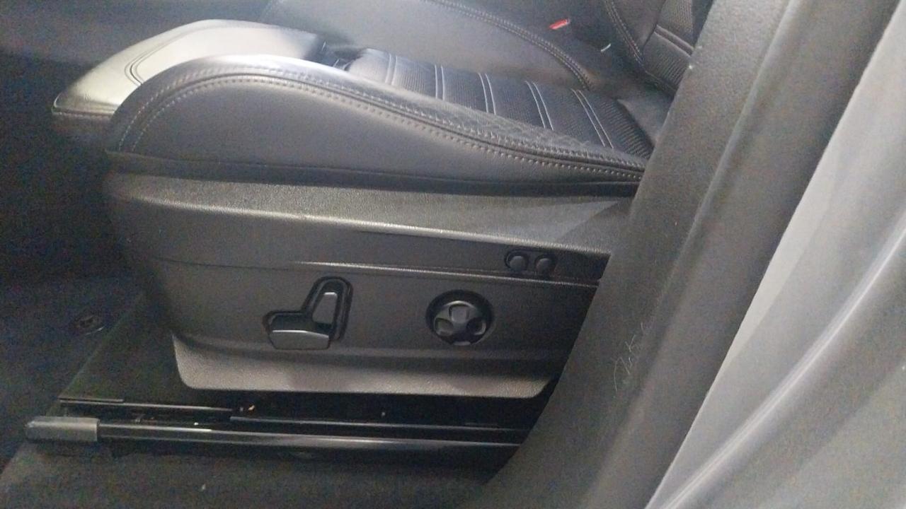 Alfa Romeo Stelvio 2.2 Turbodiesel 210 CV AT8 Q4 Executive