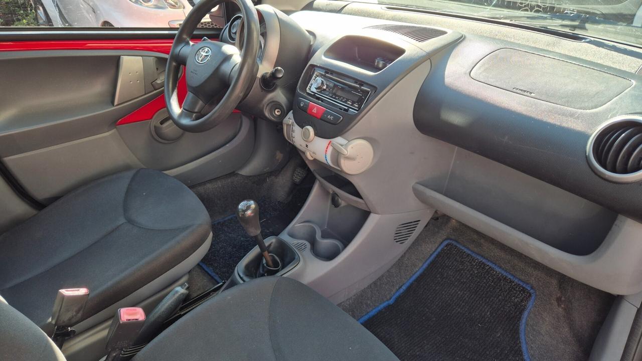 Toyota Aygo 1.0 12V VVT-i 5 porte