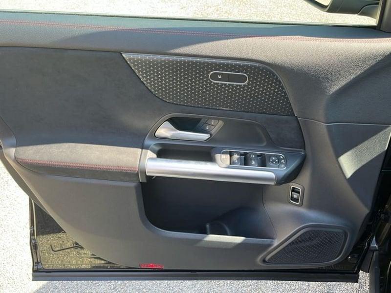 Mercedes-Benz EQA 300 4Matic AMG Line Advanced