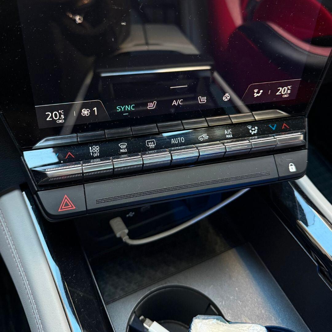 Renault Espace Full Hybrid E-Tech 200 CV 7 posti