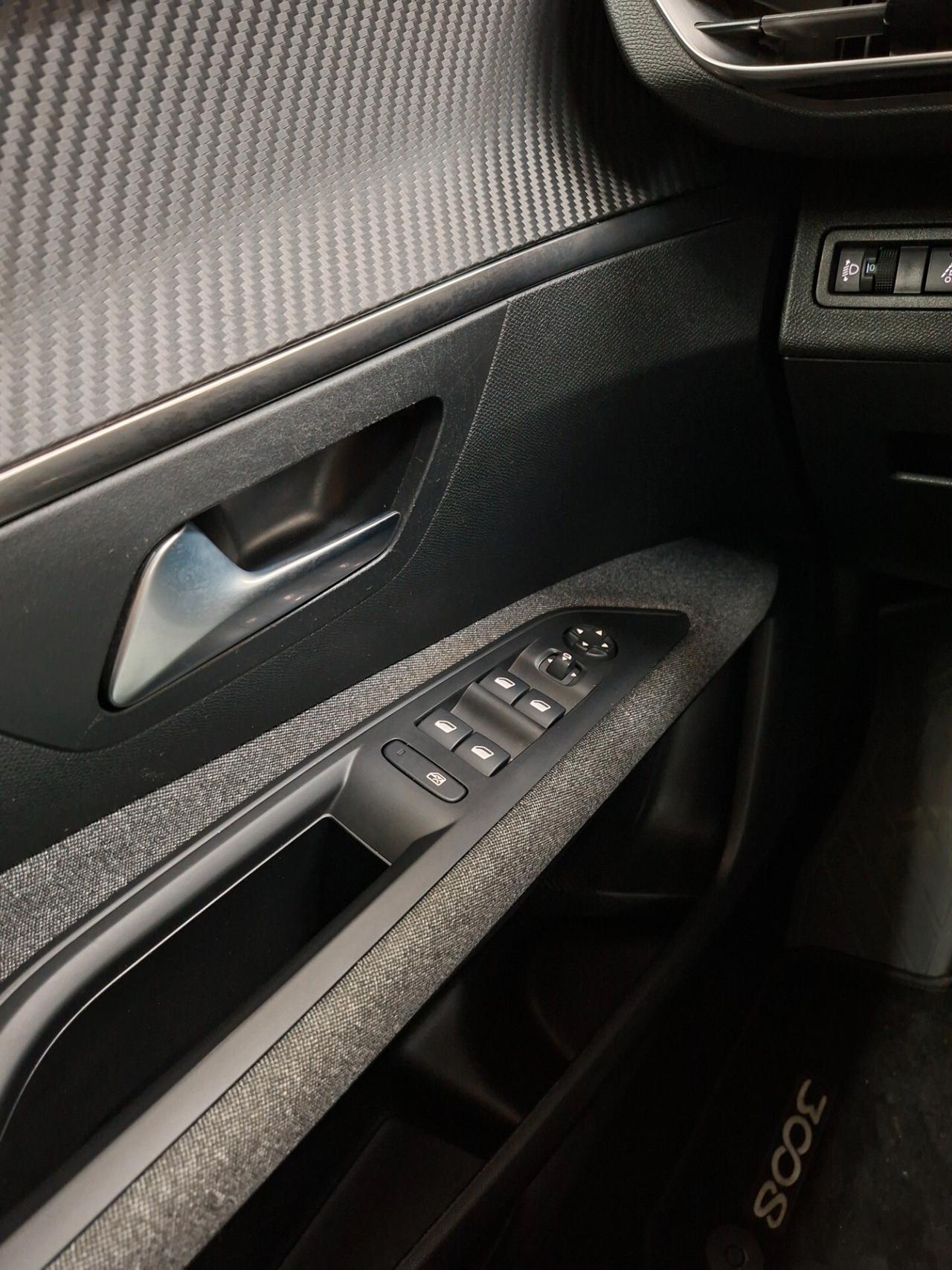 Peugeot 3008 Active Pack 1.5 BlueHDi 130cv EAT8