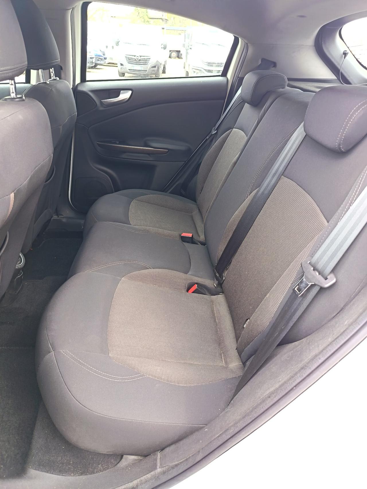 Alfa Romeo Giulietta 1.6 JTDm-2 120 CV Business