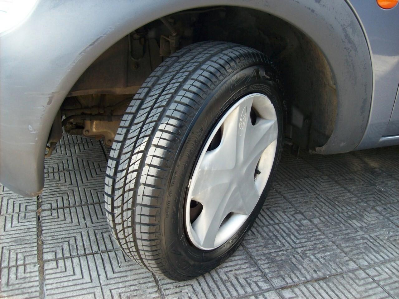 Ford Ka 1.3 60CV