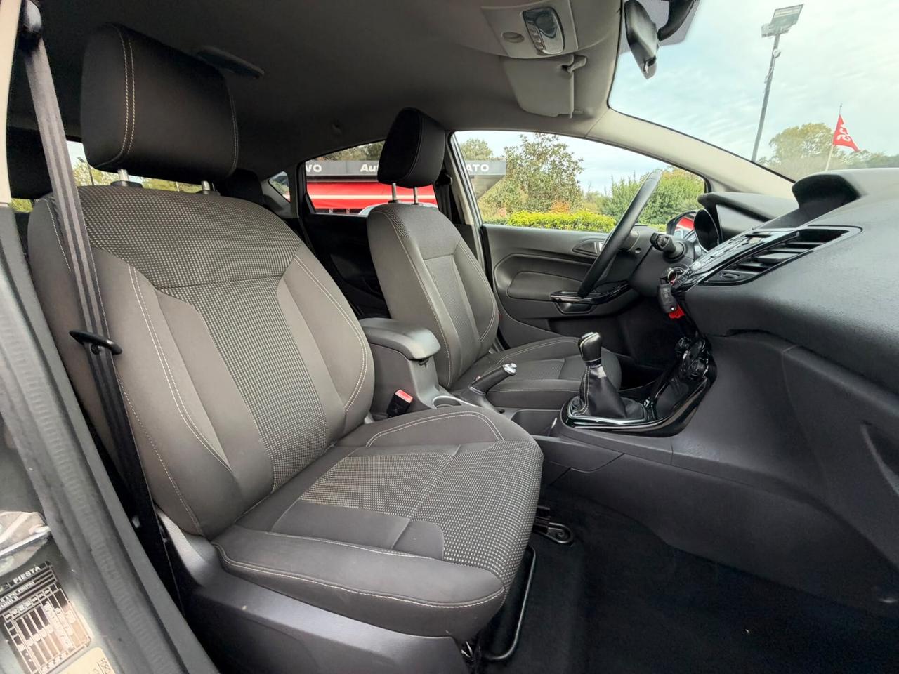 Ford Fiesta 1.4 5 porte Bz.- GPL NO FINANZIAMENTO