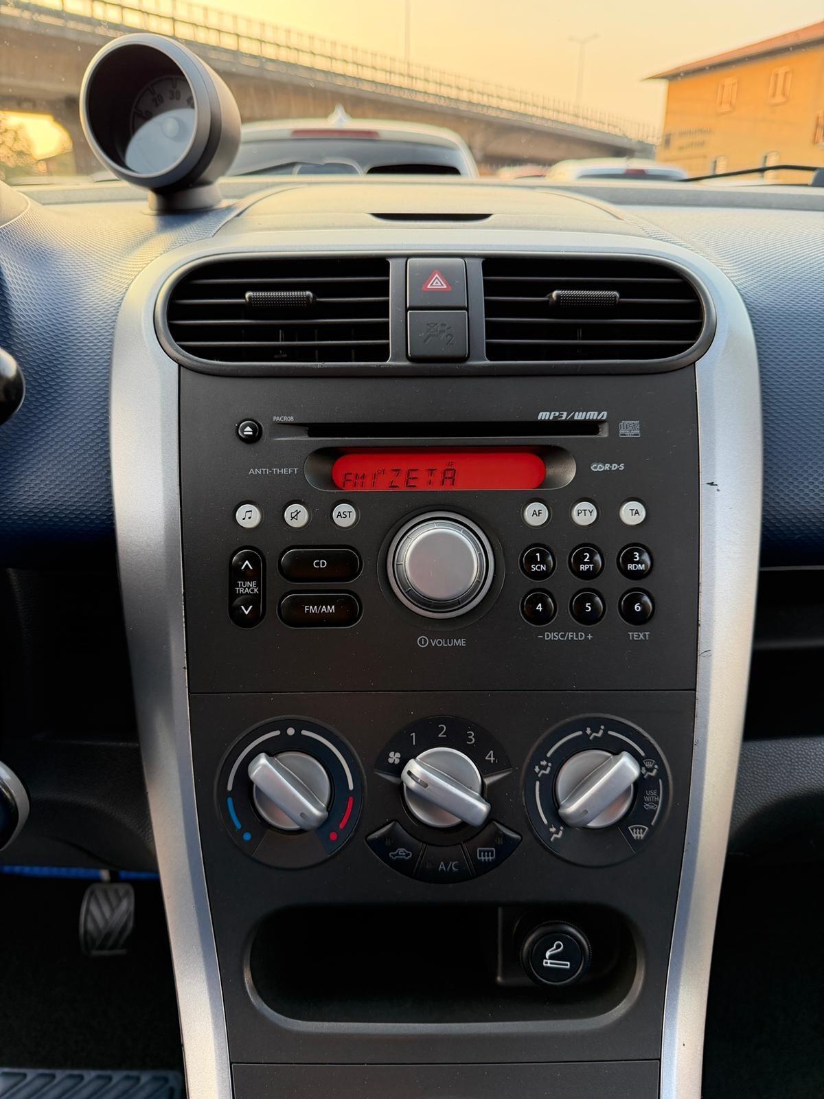 Opel Agila 1.0 12V 65CV OK NEOPATENTATI