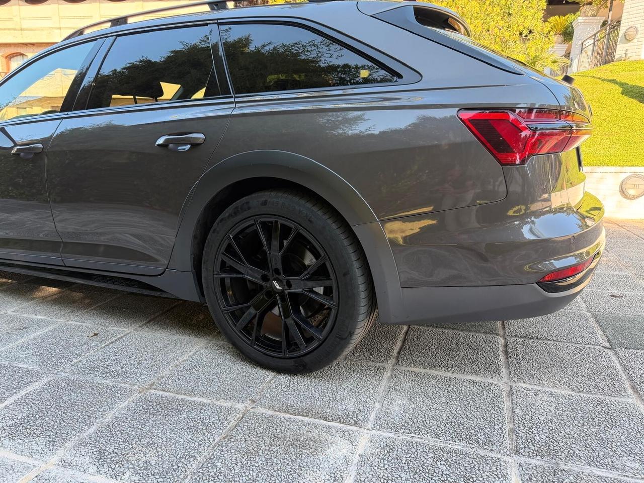 Audi A6 allroad 50 TDI 3.0 quattro tiptronic