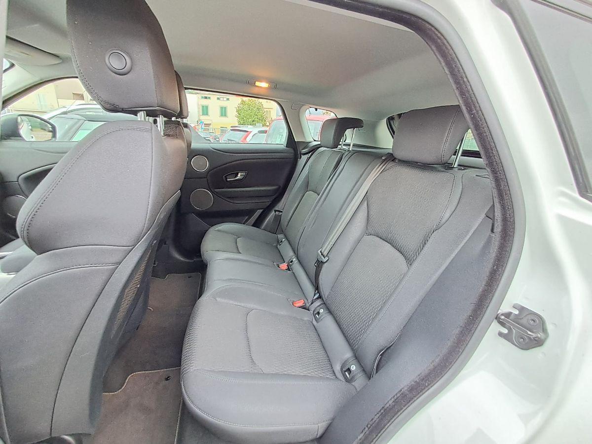 LAND ROVER - Range Rover Evoque - 2.0 TD4 5p. SE Dynamic