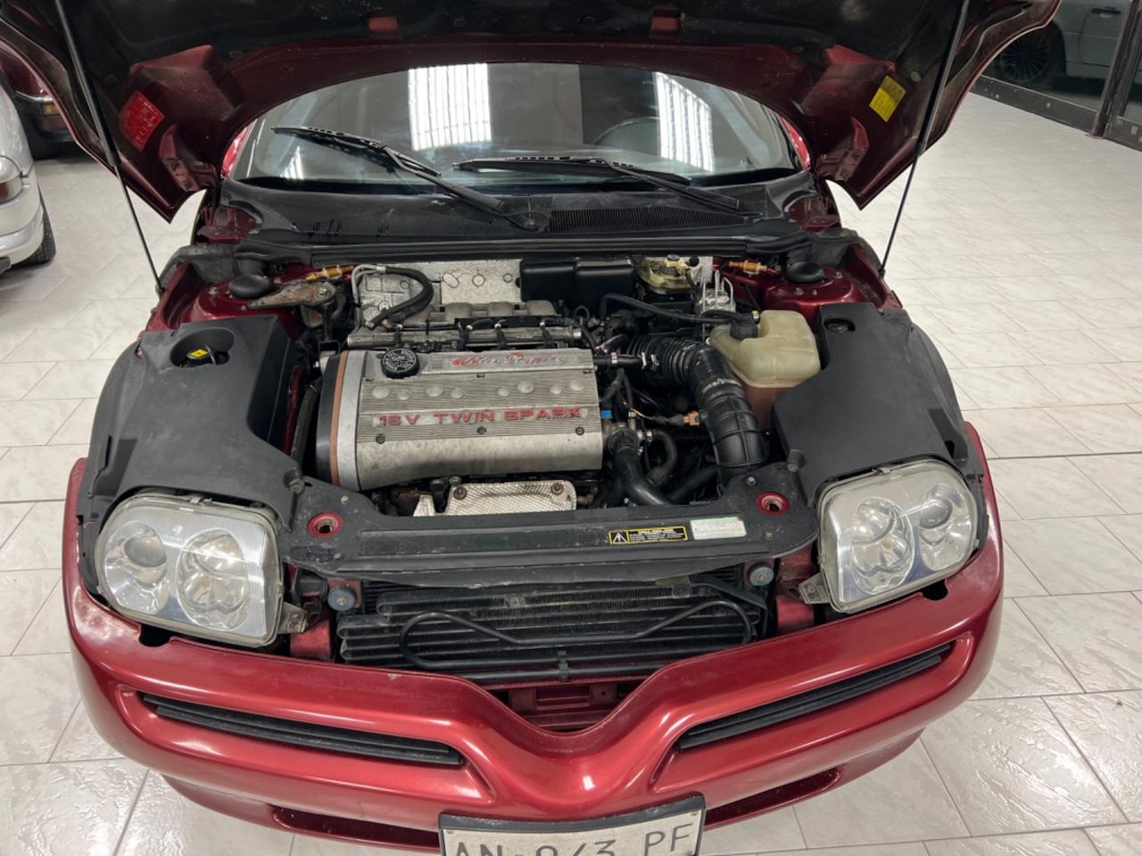 Alfa Romeo GTV 2.0i 16V Twin Spark cat
