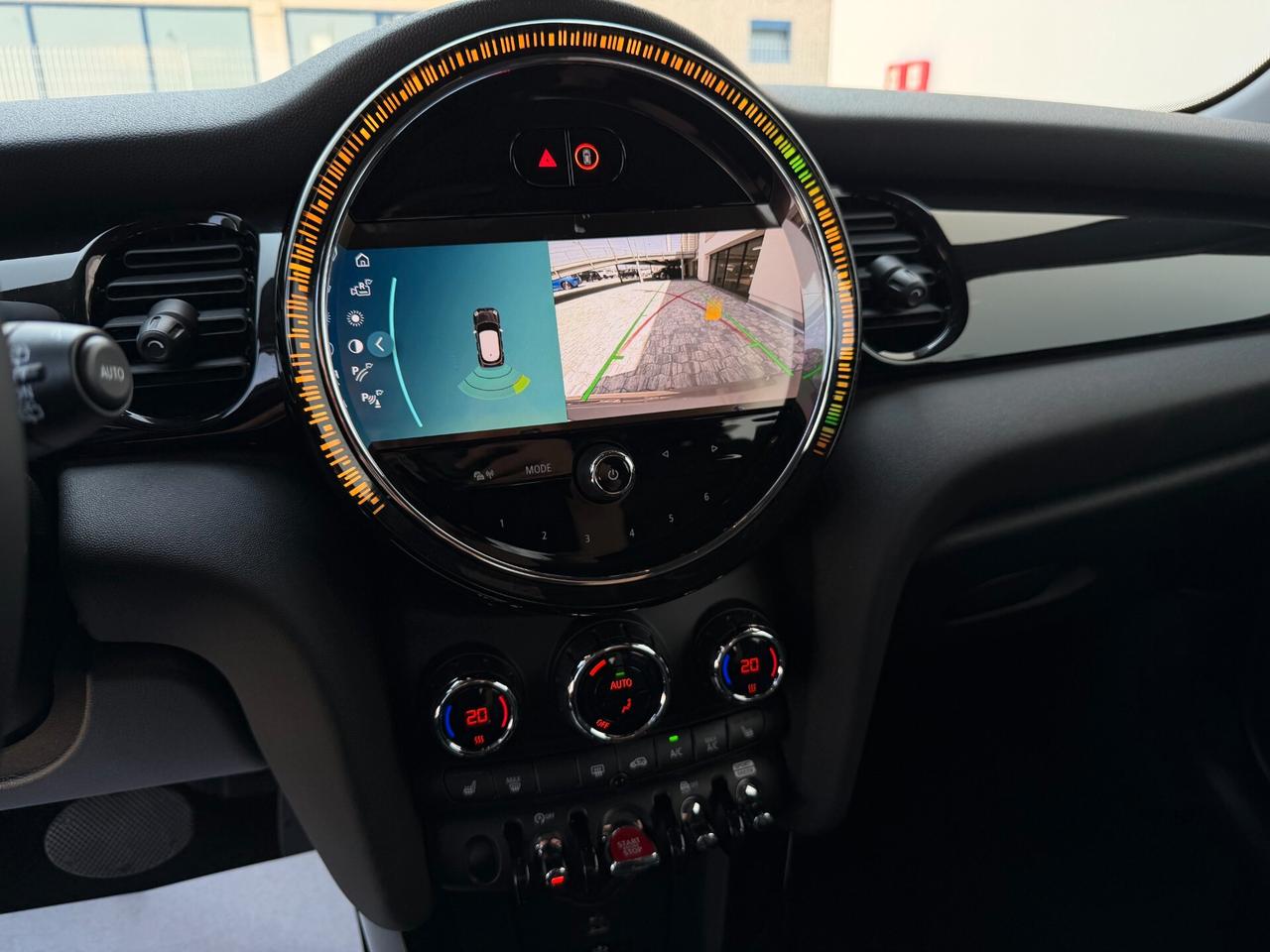 Mini 1.5 Cooper Yours Trim