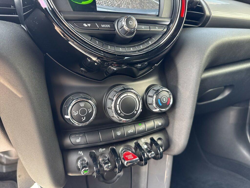 Mini Cooper 1.5 TwinPower Turbo Cooper Business XL DCT