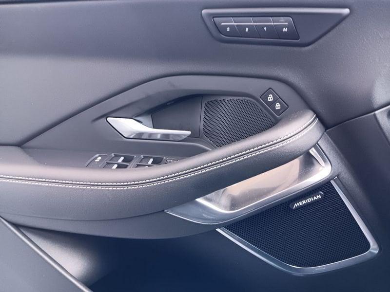 Jaguar E-Pace 2.0 i4 mhev R-Dynamic SE awd 249cv auto