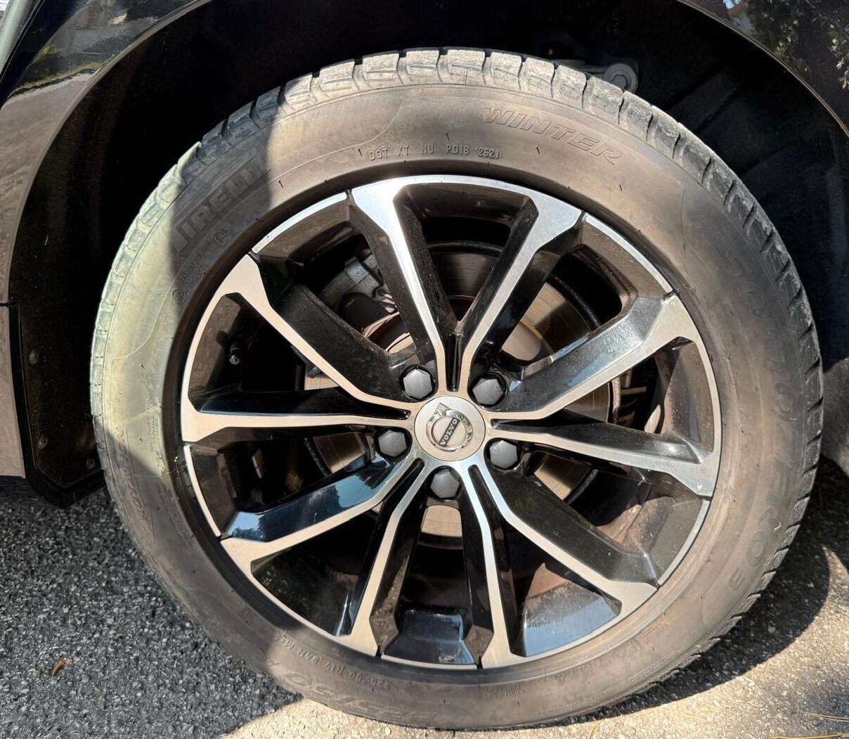 Volvo V60 B4 (d) Geartronic Momentum Pro Business PILOT ASSIST