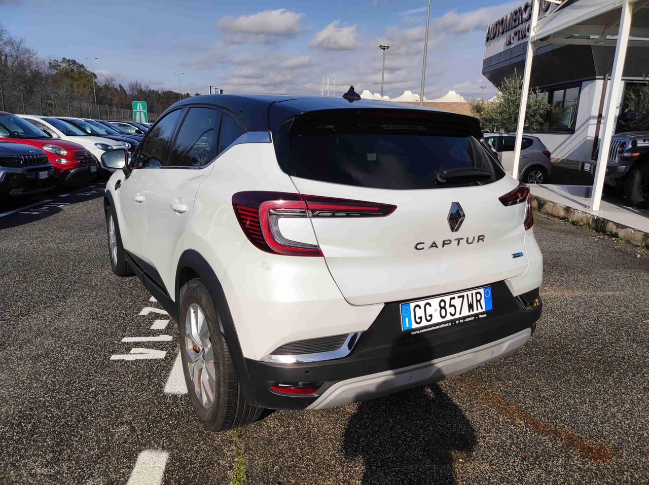 RENAULT Captur II 2019 - Captur 1.6 E-Tech hybrid Intens 145cv auto