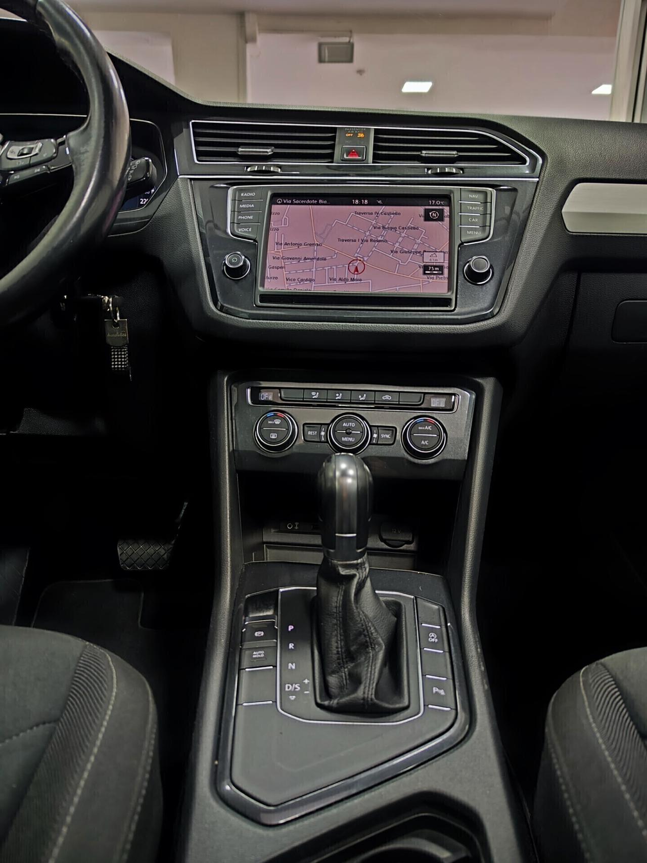 Volkswagen Tiguan 2.0 TDI 150cv DSG RLINE TETTO UNICO PROPRIETARIO