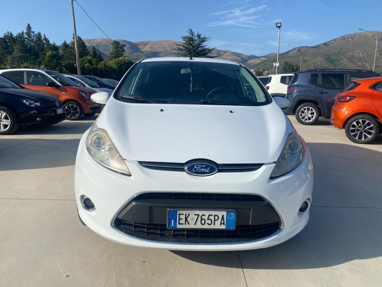 Ford Fiesta 1.4 5 porte Bz.- GPL Titanium