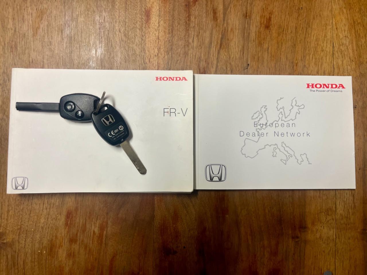 Honda FR-V 1.7benz 2006 124.000km 6posti pefetta