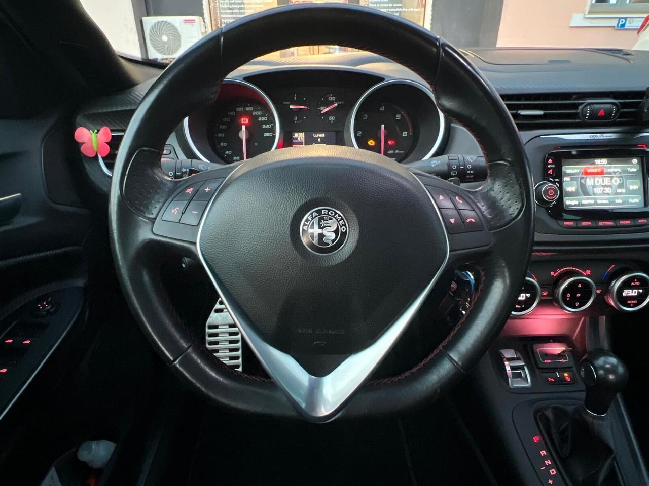 Alfa Romeo Giulietta 1.6 JTDm TCT 120 CV Super Pack sportivo Veloce