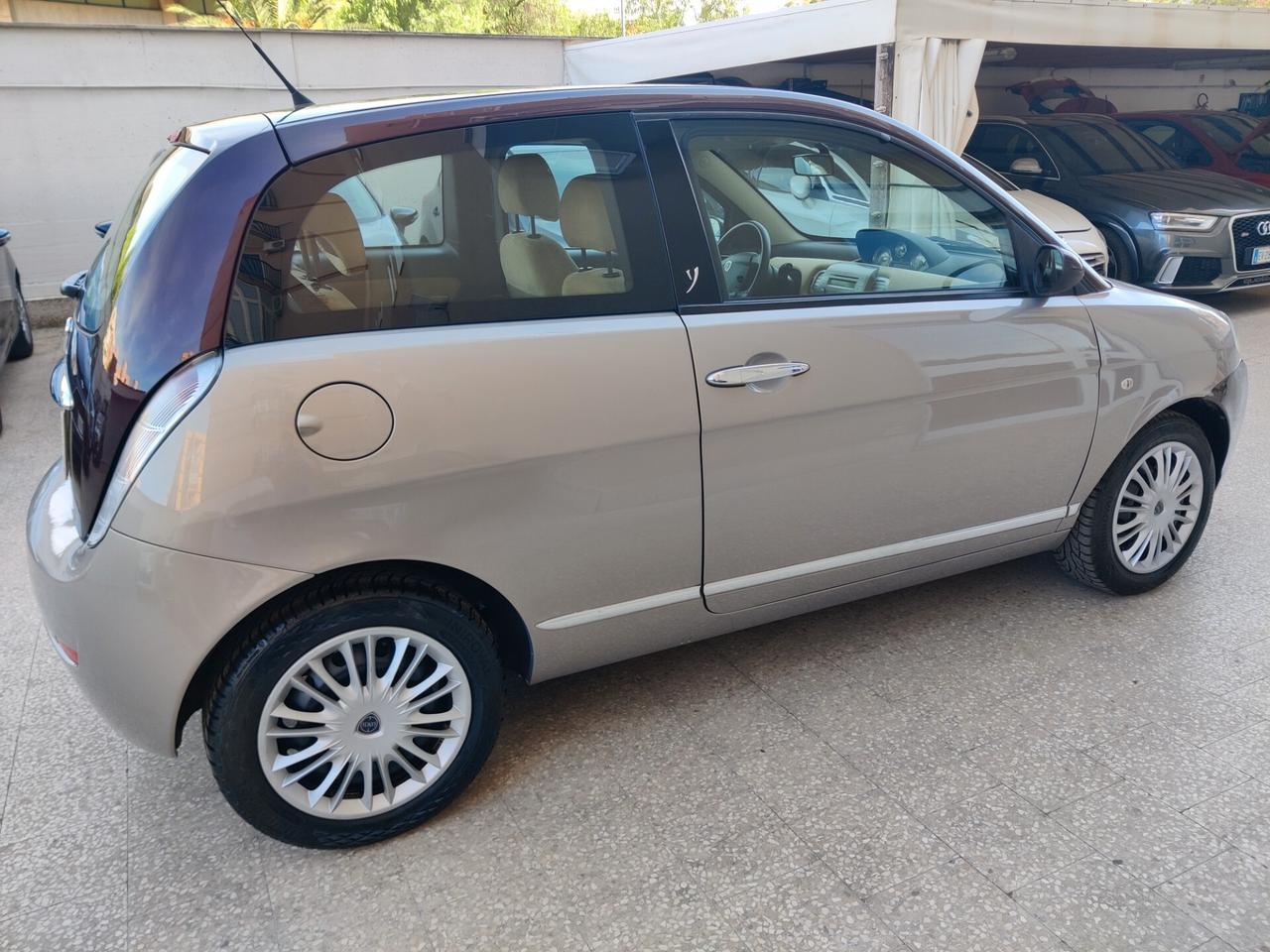 Lancia Ypsilon 1.2 Benz