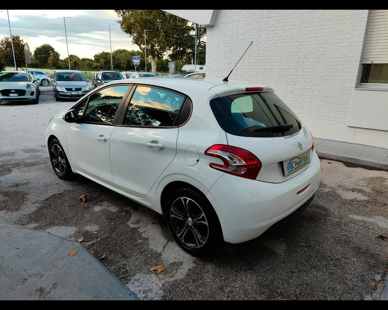 PEUGEOT 208 1° serie - PureTech 82 5 porte Active
