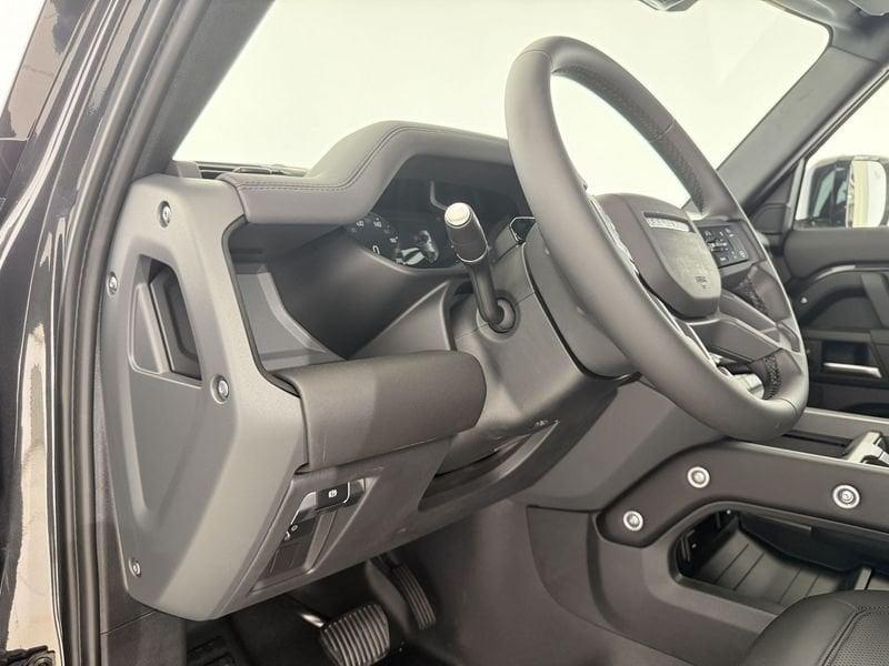 Land Rover Defender D250 AWD Auto 110 X-Dynamic SE