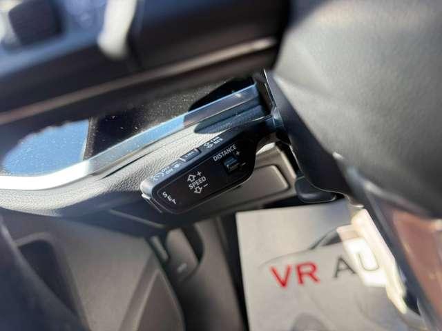 Audi Q3 45 HYBRID PLUG-IN 1.4 tfsi e Business s-tronic