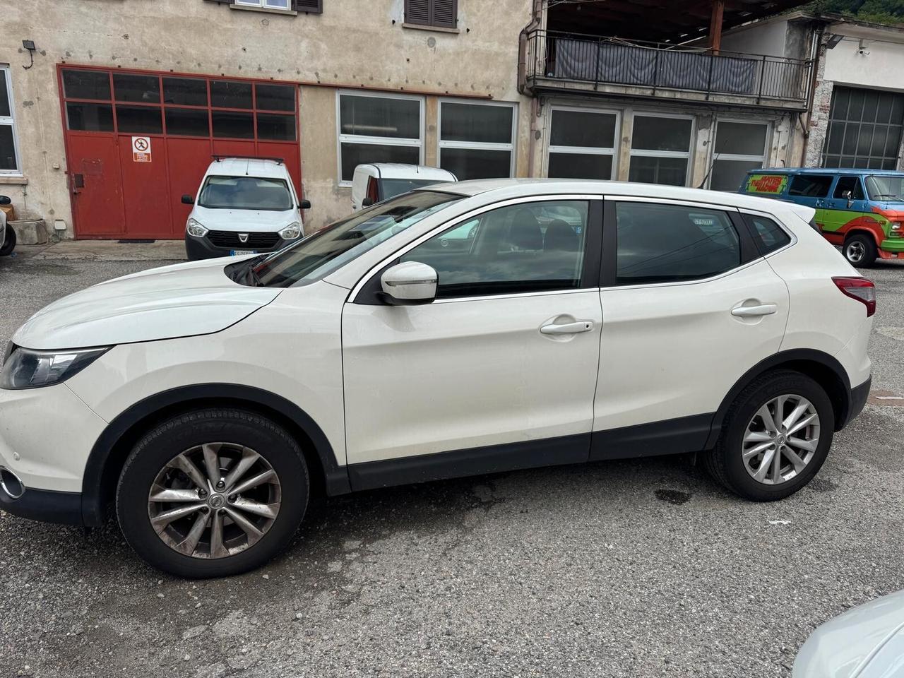 Nissan Qashqai 1.5 dCi DPF Tekna