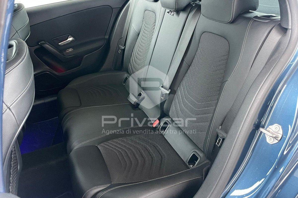 MERCEDES A 180 d Automatic Business Extra