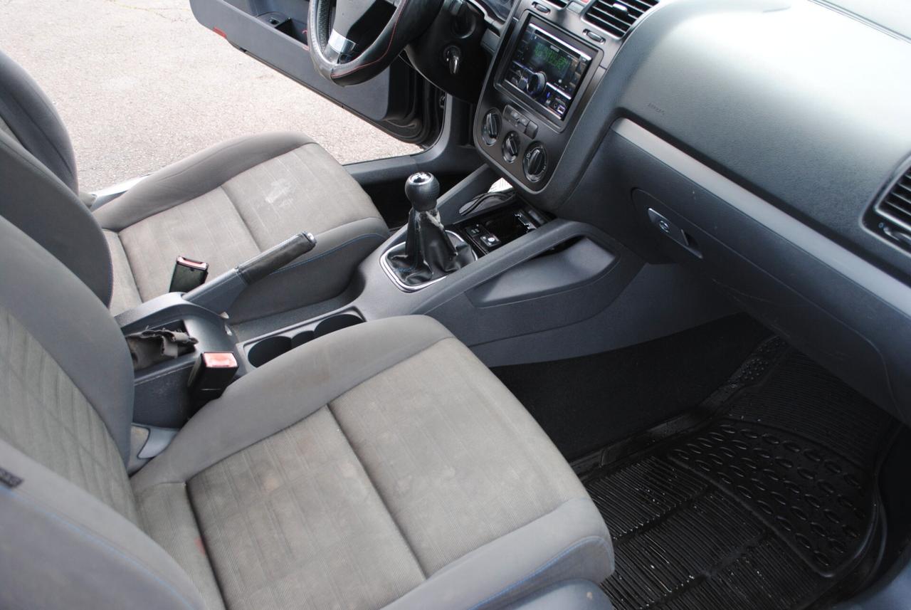 VOLKSWAGEN GOLF 1.6 102 CV BENZ/GPL