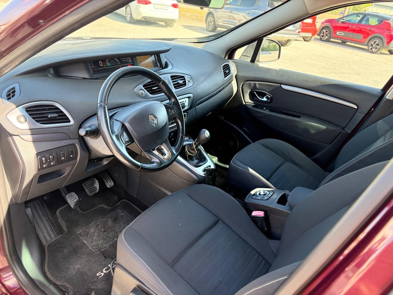 Renault Scenic xmod 1.5 dCi 2015