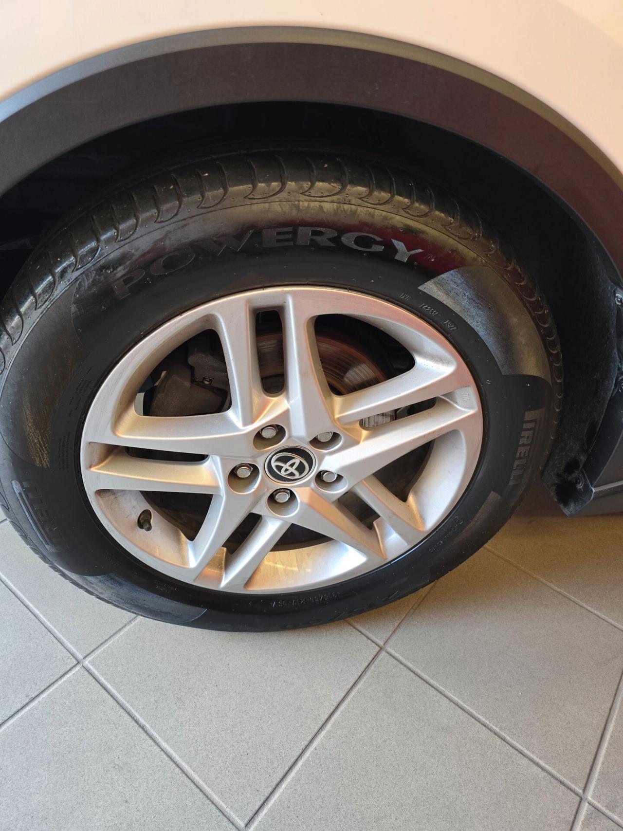 Toyota C-HR 1.8 Hybrid E-CVT Active
