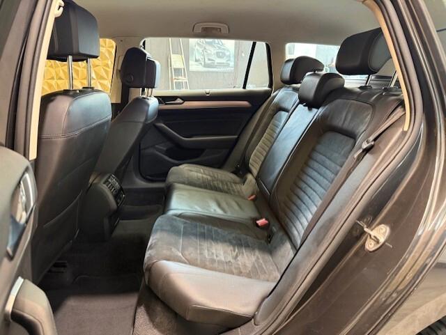 Volkswagen Passat Variant 2.0 tdi Highline 150cv dsg