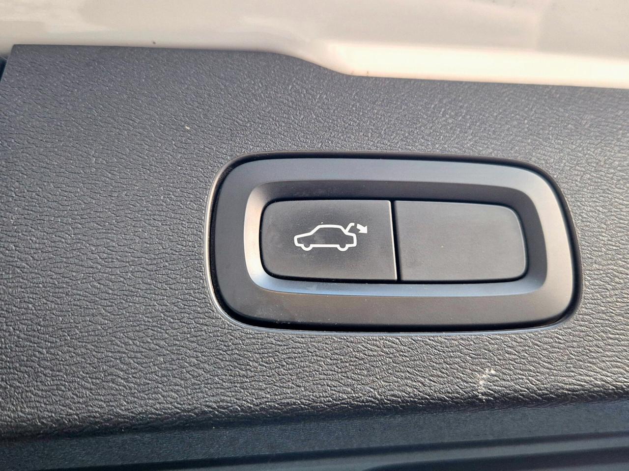 Volvo V60 Cross Country D4 AWD Geartronic Pro