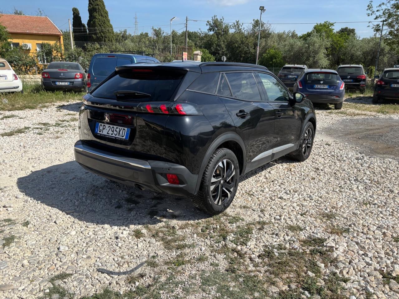 Peugeot 2008 PureTech 100 S&S Allure PROMO MAGGIO CON FINANZIAMENTO