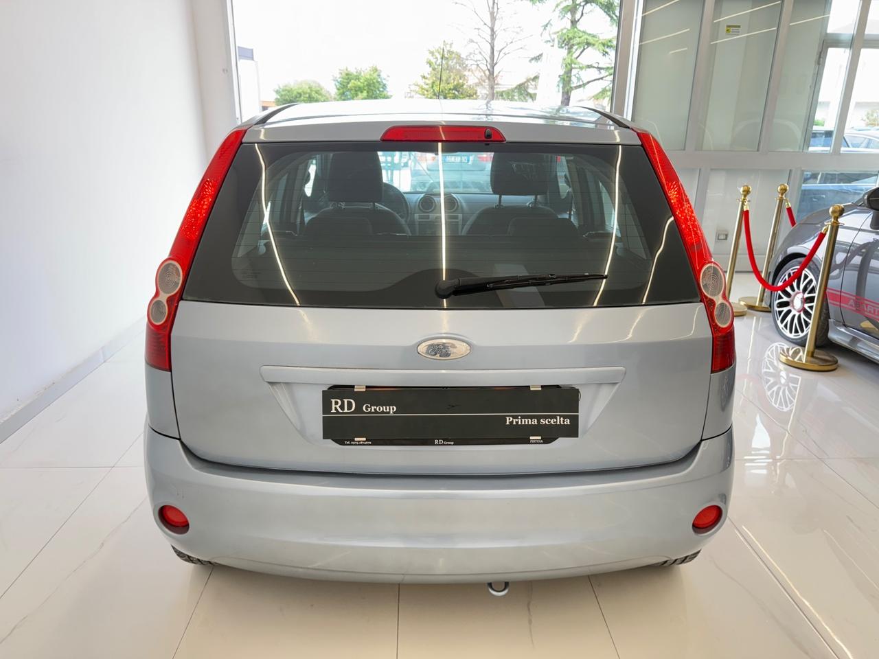 Ford fiesta 1.2 Benzina 5porte 75cv ok neopatentati