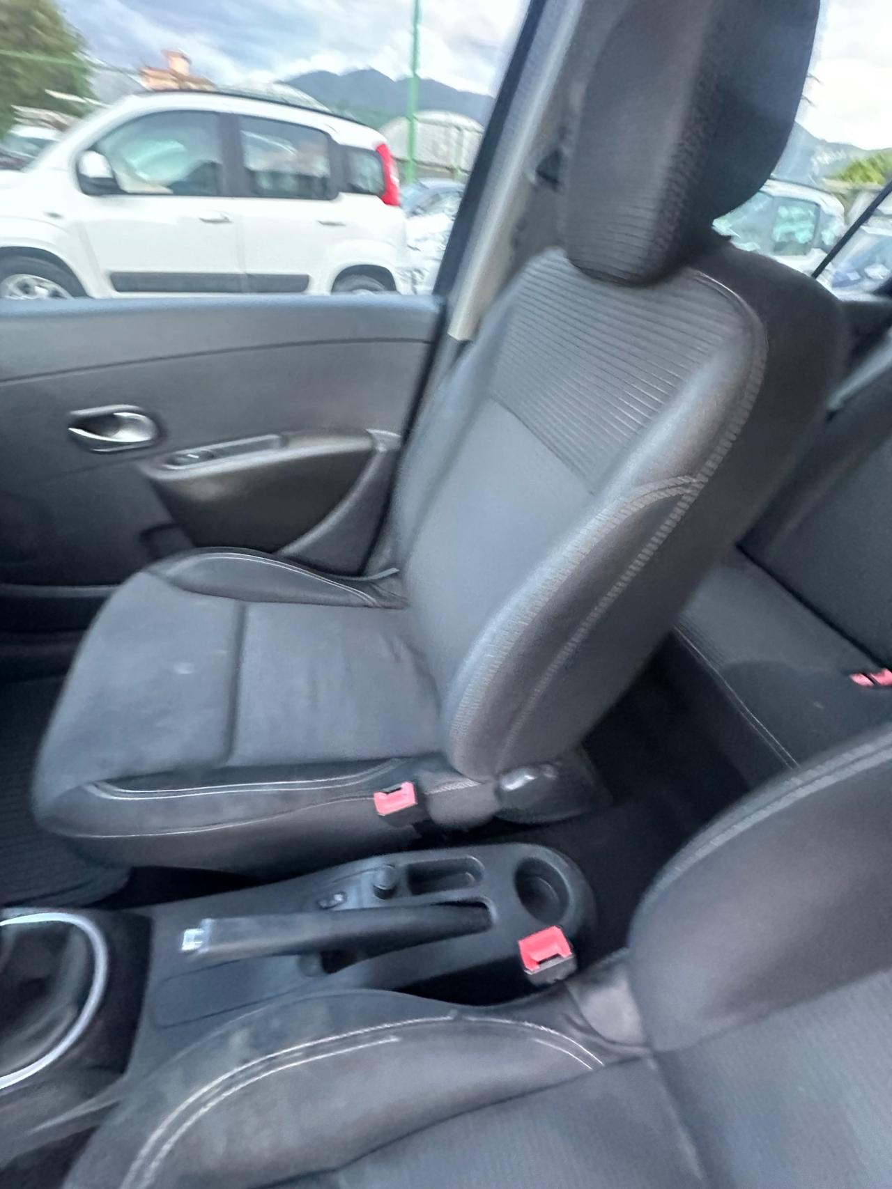 Renault Clio 1.2 16V 5 porte Live!