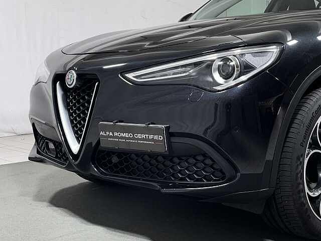 Alfa Romeo Stelvio 2.0 Turbo 200 CV AT8 Q4 Executive