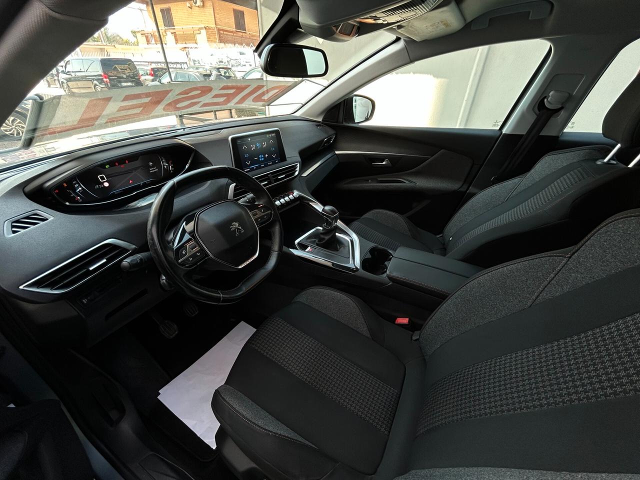 Peugeot 3008 2019 1.5 BlueHDi 130 Allure KM CERT LEGGI!