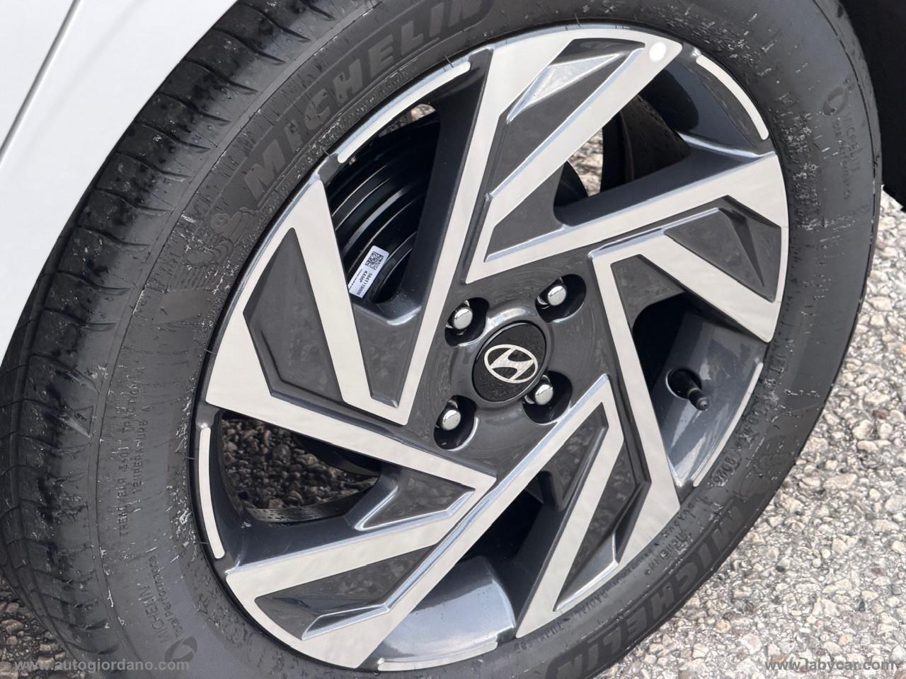 HYUNDAI i20 1.2 MPI MT GPL Connectline LUMEN GREY PEARL