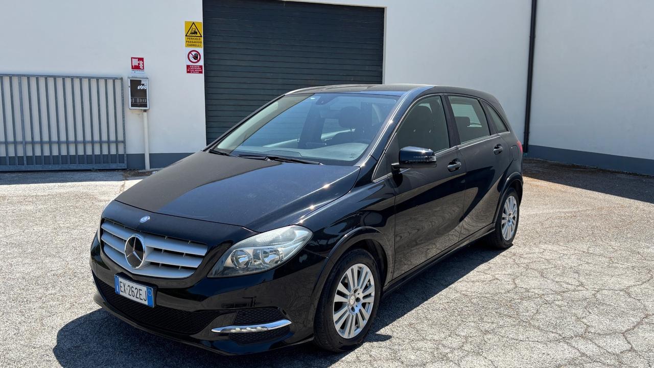 Mercedes-benz B 200 NGD Executive