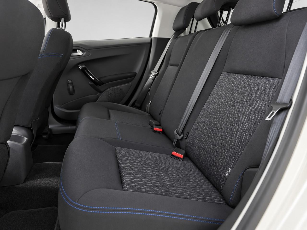 PEUGEOT 208 - 208 5p 1.2 puretech Signature s&s 82cv