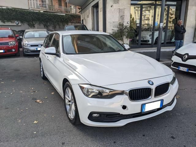 BMW 320 d Touring auto