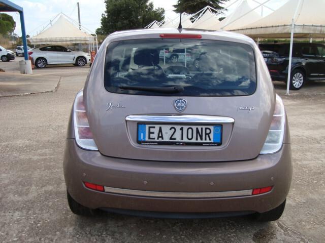 Lancia Ypsilon 1.3 MJT 75 CV Automatica