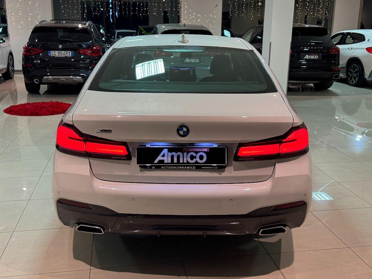 BMW Serie 5 520d xDrive Berlina Msport